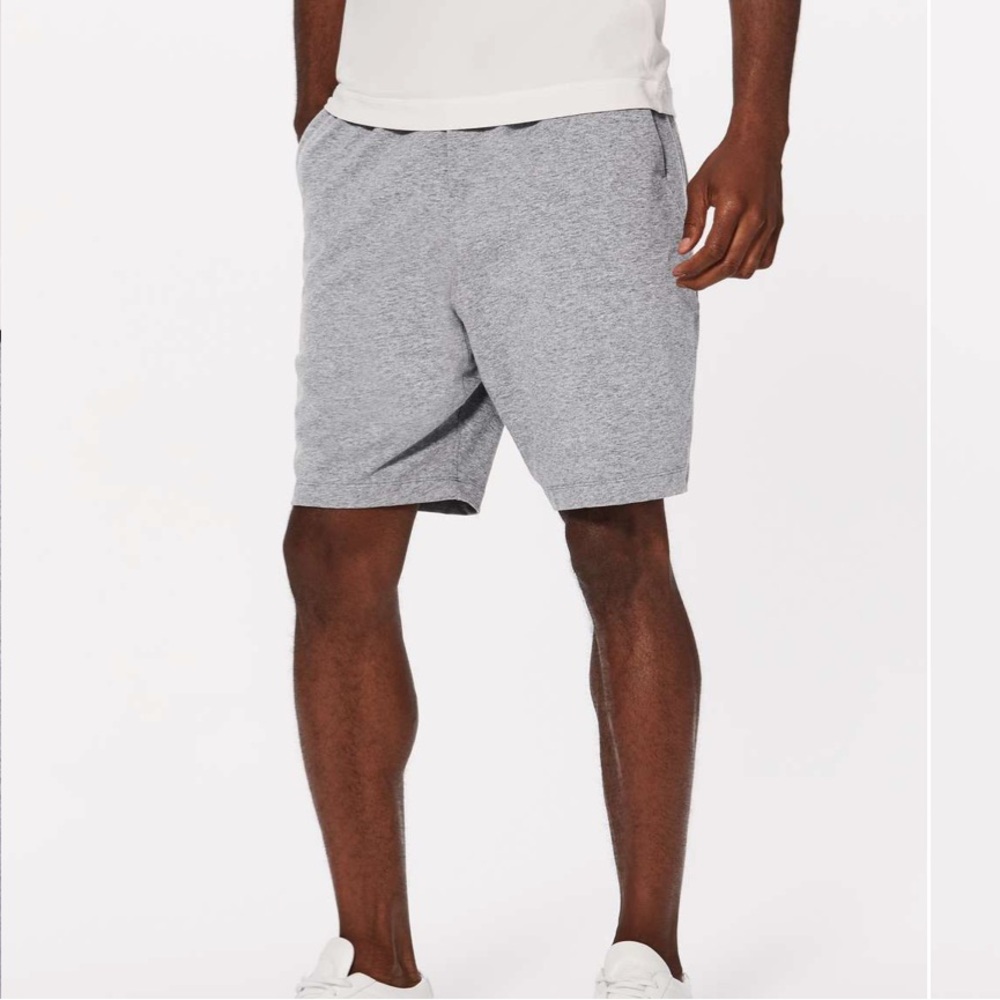 lululemon Men’s Connector Short Heathered Grey Medium